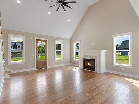 5th image of 126 Mila Mae Ln