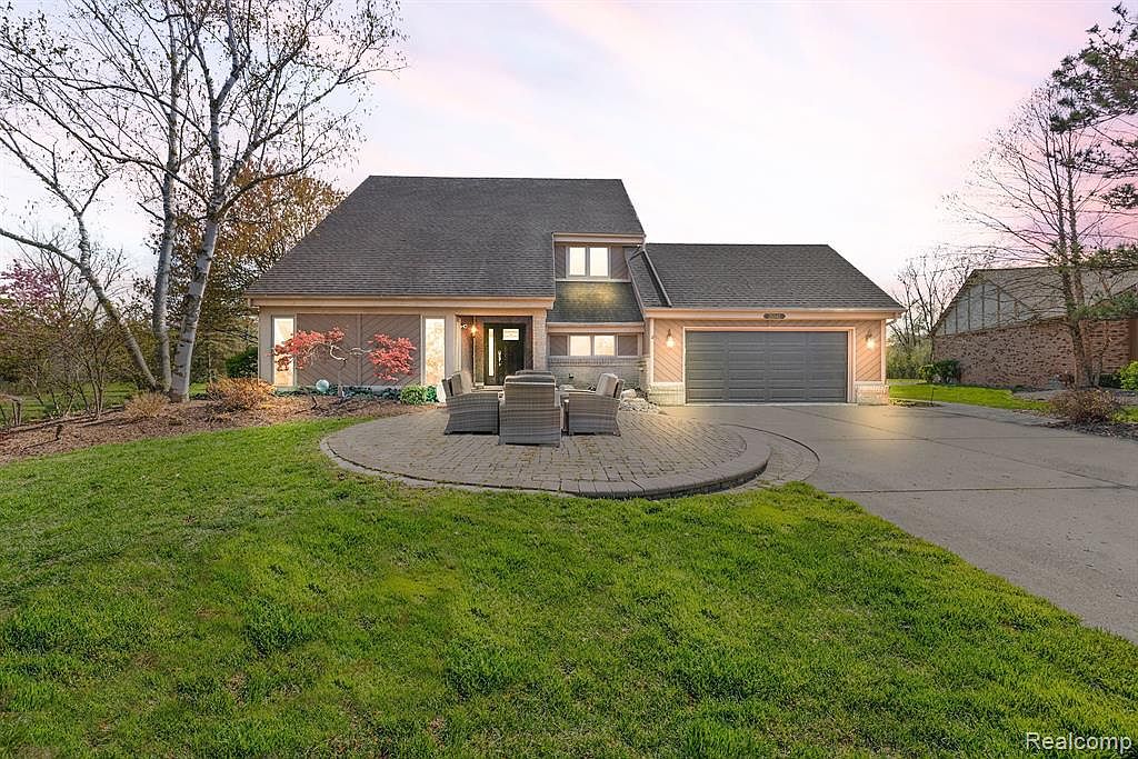 25345 Bridlepath Ln, Farmington Hills, MI 48335 Zillow