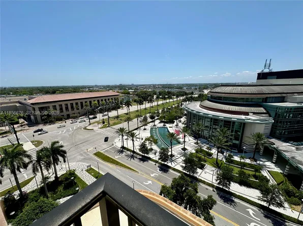 651 Okeechobee Blvd APT 1002, West Palm Beach, FL 33401