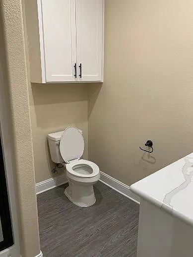 115 E Pecan St #115 — Photo 9