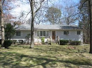 159 Fordham Ave, Medford, NY 11763