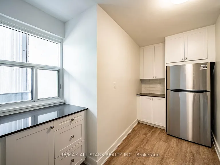 7 Albert St #317 — Photo 11