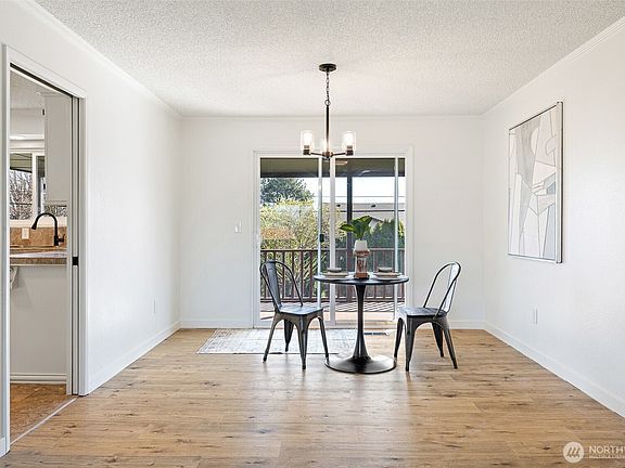 5th image of 2823 S Fruitland Street