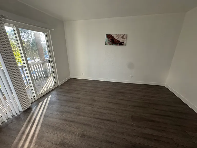 14839 Sherman Way #101 — Photo 4