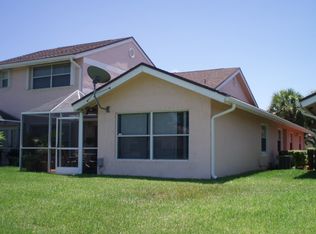 1236 W Lakes Dr, Deerfield Beach, FL 33442