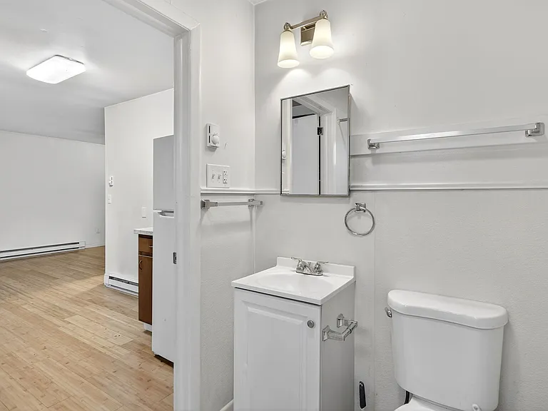 321 N Fulton St #2 — Photo 24