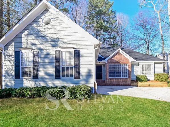 3431 Hollow Oak Dr, Rex, GA 30273