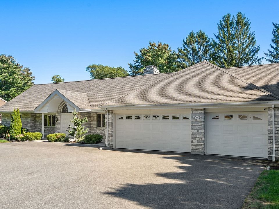 1st image of 67 Crestview Rd