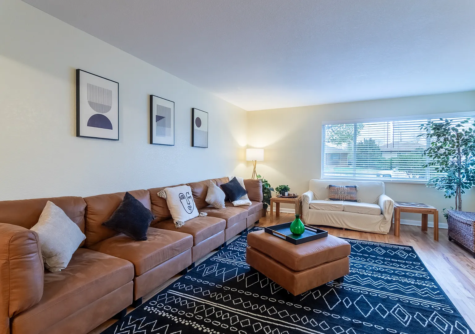 Spacious Updated Unit of Quadplex Available in Park Hill — Photo 4