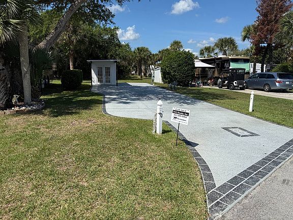 2nd image of 40 Sunset Dr
