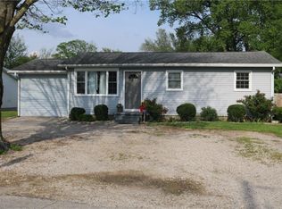 5461 Iris St, Columbus, IN 47201