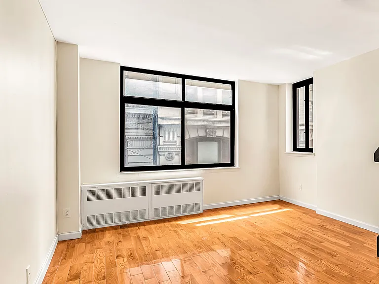7 E 32nd St #3F — Photo 3