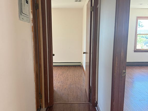 5th image of 111 Wessington Ave #2