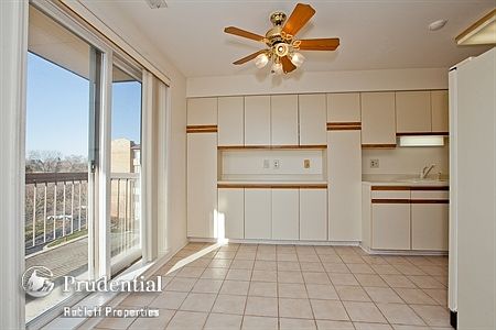 4th image of 501 Lake Hinsdale Dr APT 405