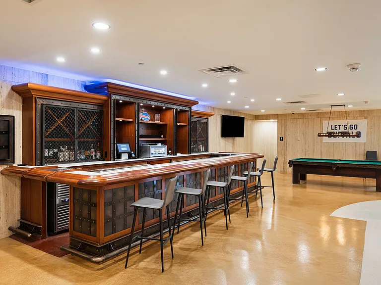 Lobby Bar