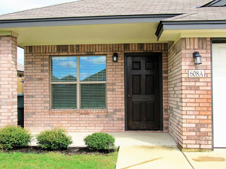 1st image of 608 Karey Dr #A