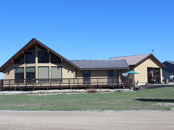 2nd image of 176 Bearlake Dr