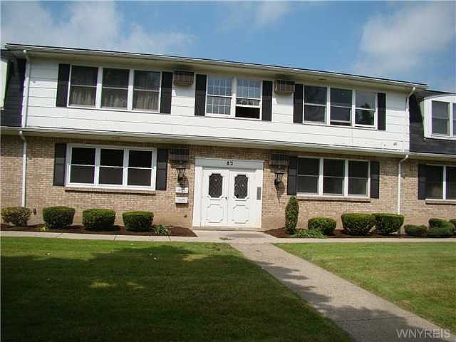 1st image of 82 Sundridge Dr APT 8