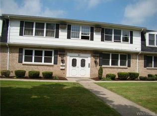 82 Sundridge Dr APT 8, Amherst, NY 14228