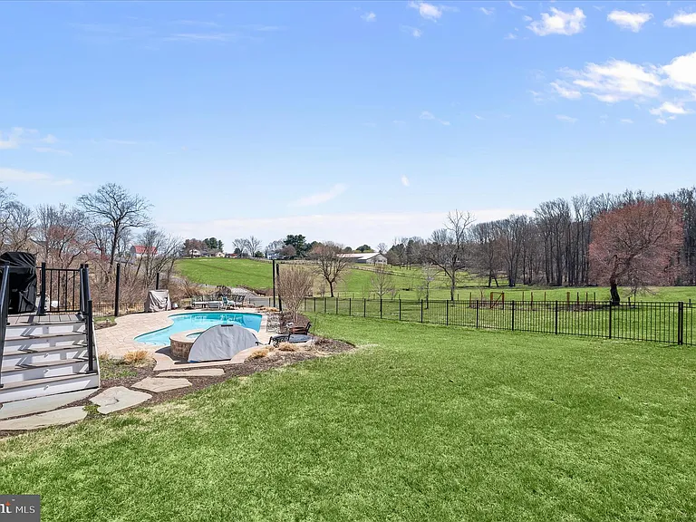 13519 Allnutt Ln — Photo 87
