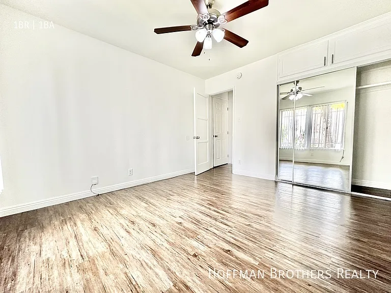 1841 S Curson Ave #D — Photo 8