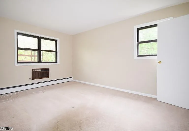 1 Colonial Dr #1B — Photo 7
