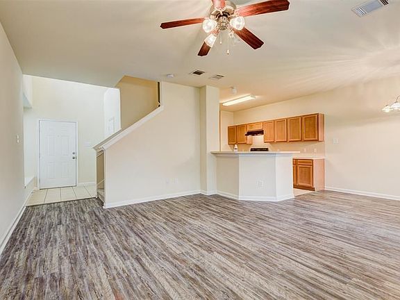 5th image of 6039 Yorkglen Manor Ln