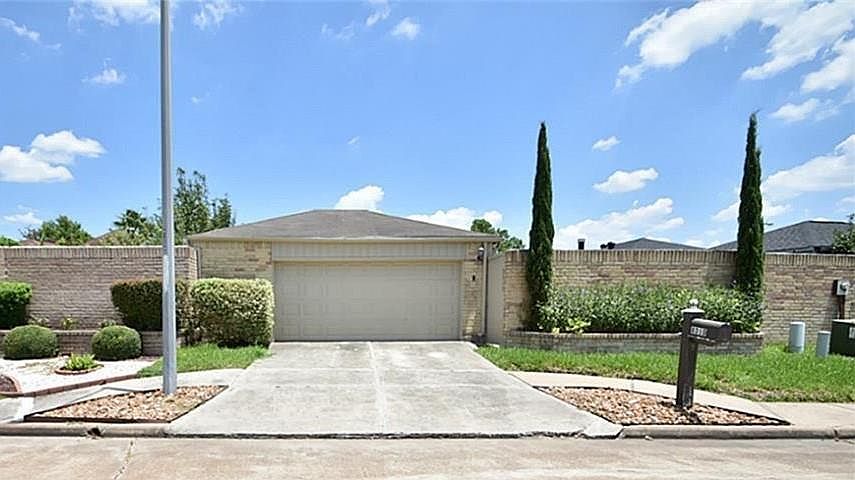 1st image of 8310 Windy Oaks Dr