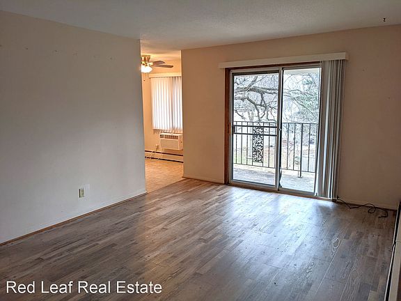 4th image of 415 74th Ave NE APT 201