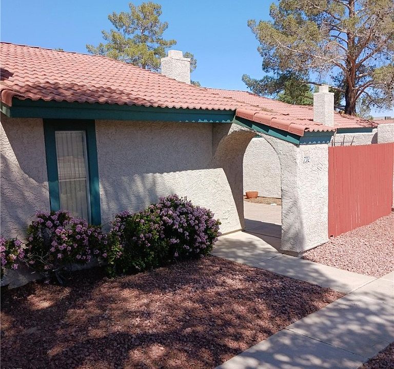 1st image of 792 Heritage Vista Ave