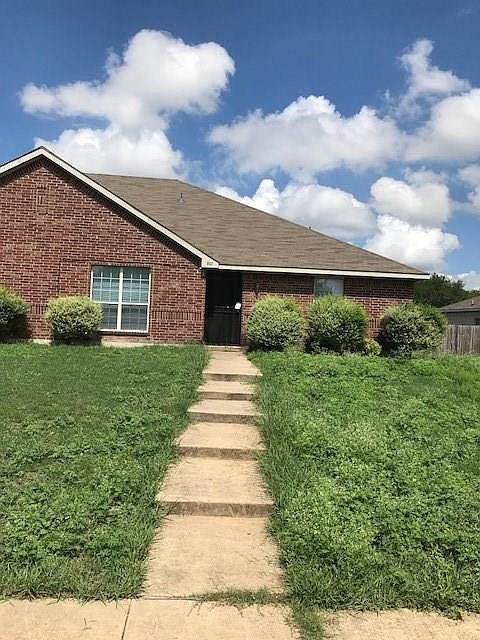 1st image of 801 Brookhaven Dr