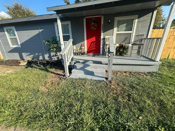 1403 E 4th Ave, Corsicana, TX 75110