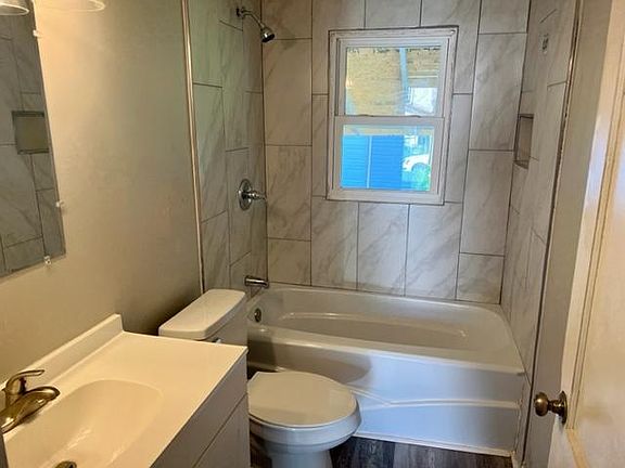 3rd image of 2766 Hiawatha St