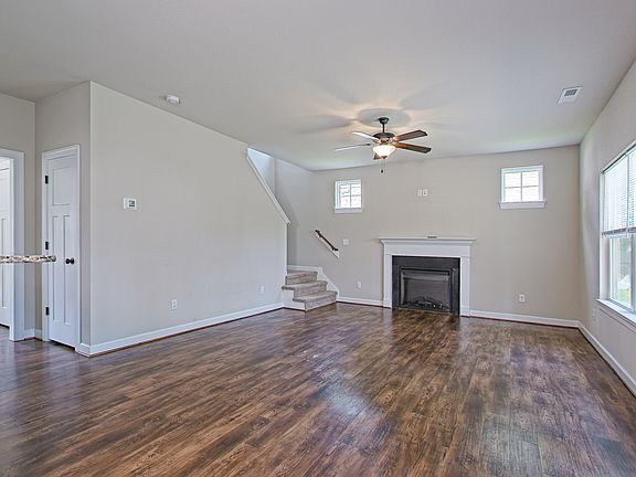 2723 Rodgers St-4_05252023