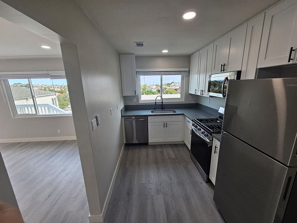 1st image of 2312-2312 Chatsworth Blvd
