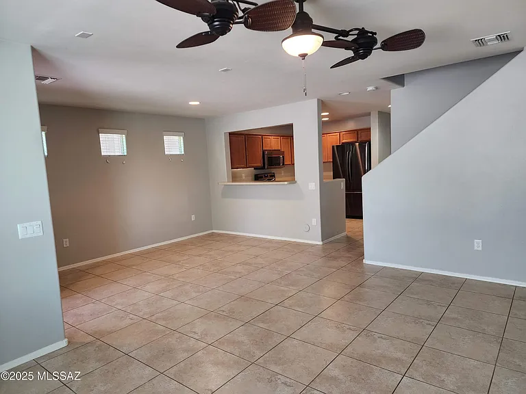 5781 S Cedar Ridge Rd — Photo 5