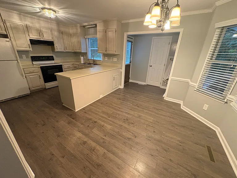 10815 Danesway Ln — Photo 5