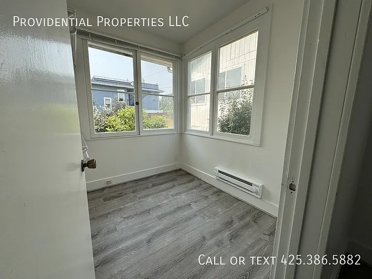 424 8th Ave W — Photo 10