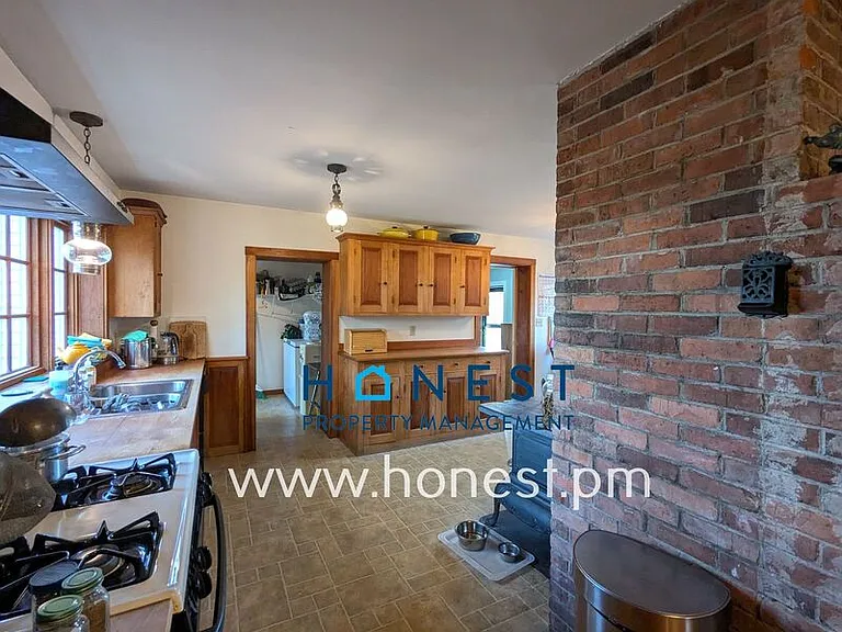 113 Albion Rd #1 — Photo 4
