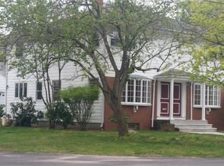 24 Belvedere Dr, Cranston, RI 02920