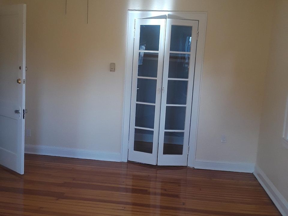 2nd image of 191 Bement Ct APT 2