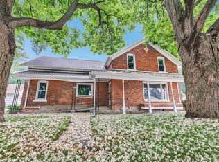 962 Cardinal Ln, Green Bay, WI 54313