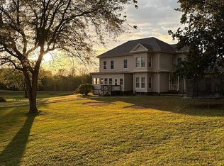 315 E Roberts Ave, New Cambria, MO 63558