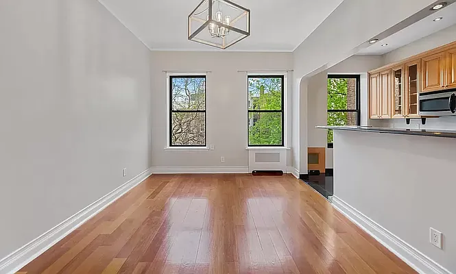 Rented by REAL New York | media 20