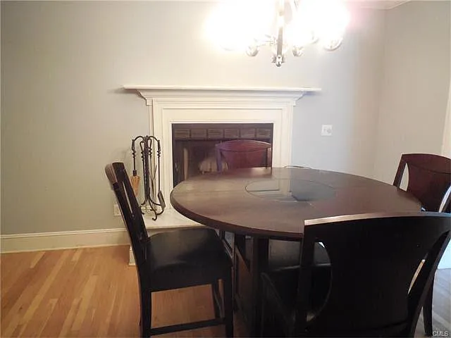 209 Hunyadi Ave — Photo 4