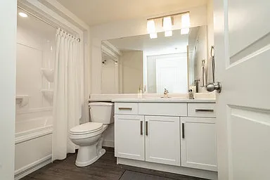 585 Ballantrae Dr — Photo 62