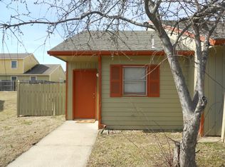 2815 Ridge Ct APT C, Lawrence, KS 66046