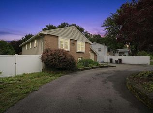 32 Caldwell St, Weymouth, MA 02191