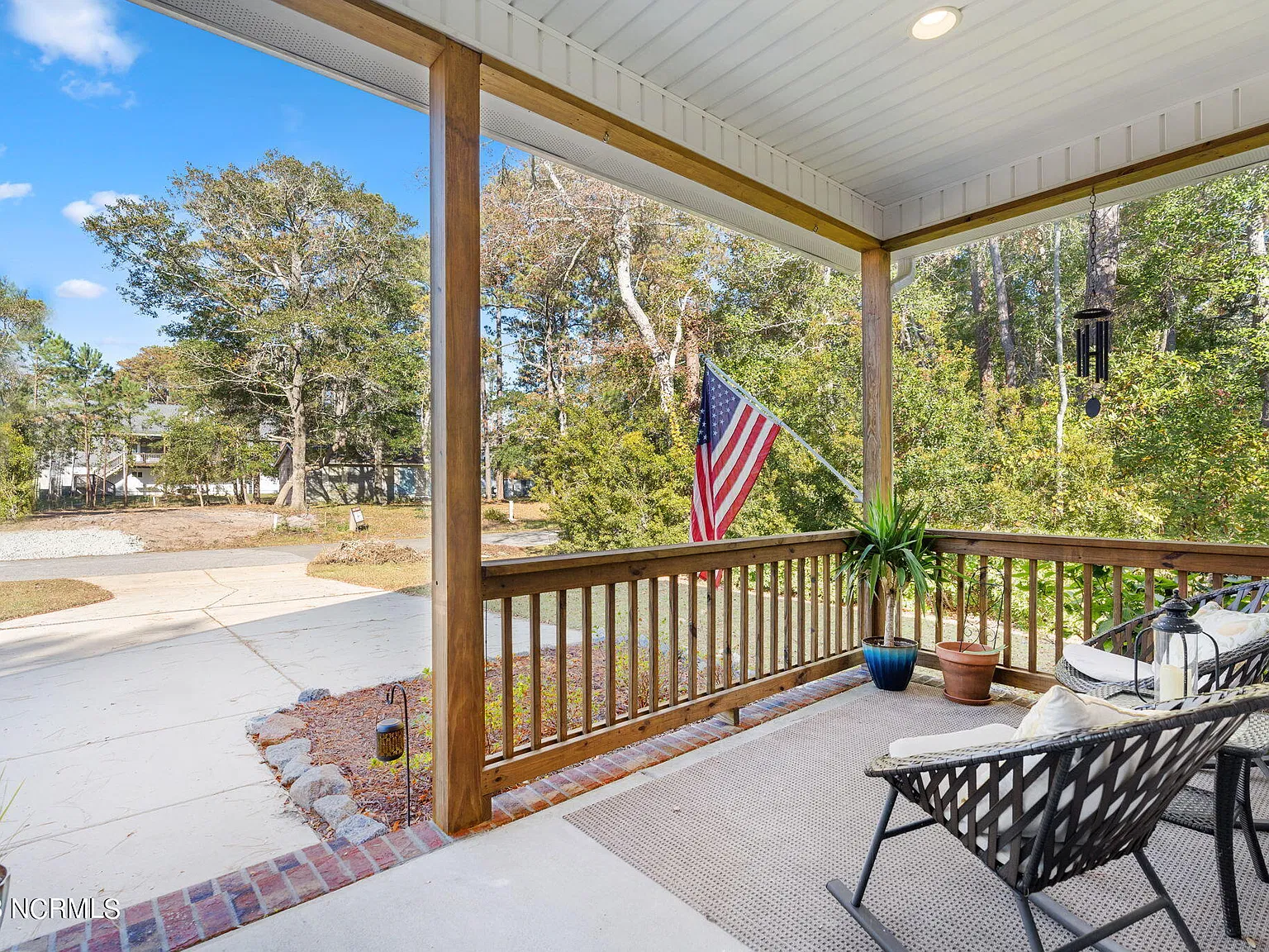 3 bed, 2.0 bath, $2,200 — Photo 4