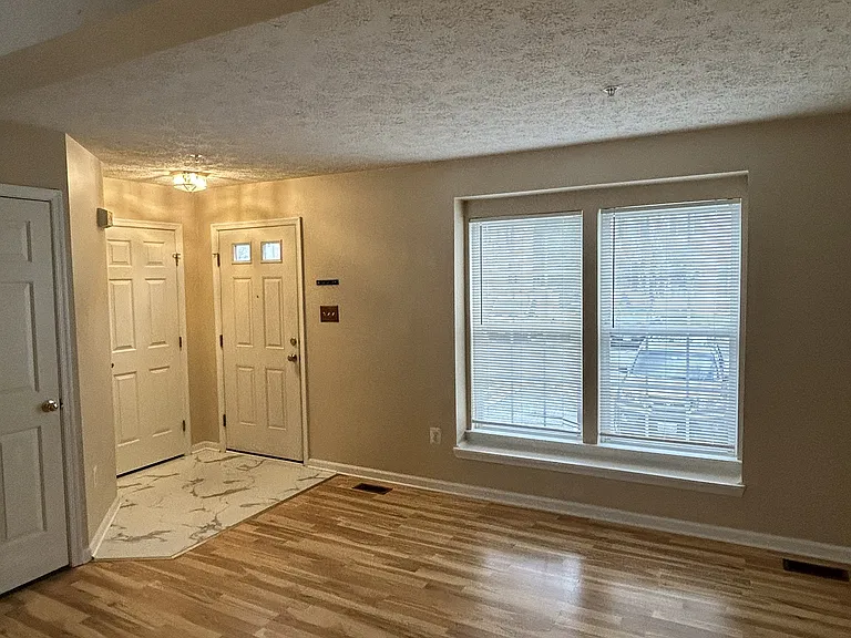LivingRoomEntrance